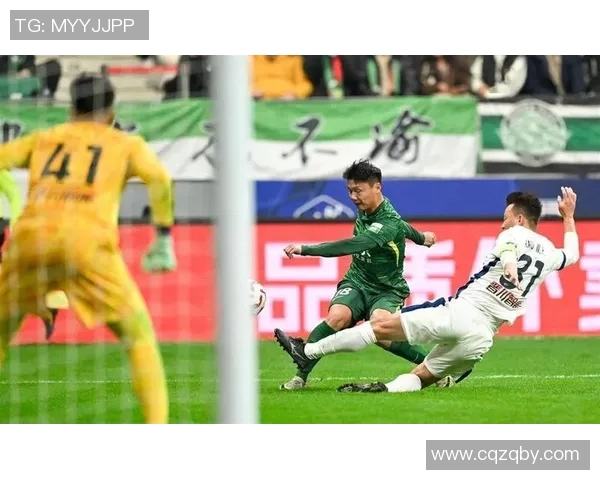 恒大与北京国安对决引发争议黑哨事件引发球迷热议与媒体关注